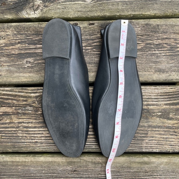 Shoes: Women's Black Casual Soft Leather Loafers - Picture 6 of 6